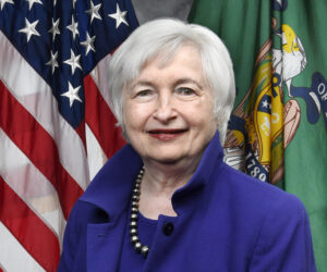 Yellen: Feds willing to protect uninsured small bank depositors